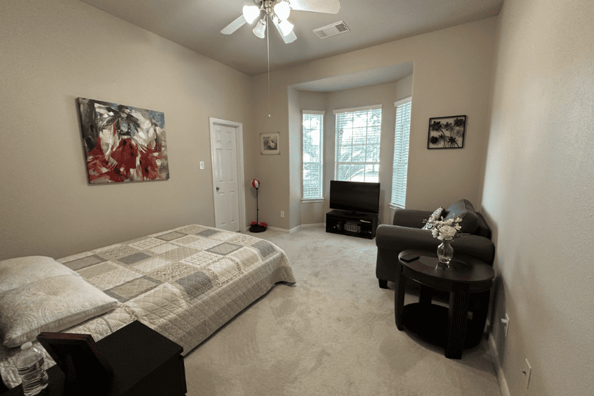 Interior painting service (1)